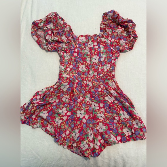 Yumi Kim Mindy Floral Short Sleeve Romper Small - Picture 6 of 8